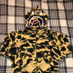 CAMO BAPE HOODIE